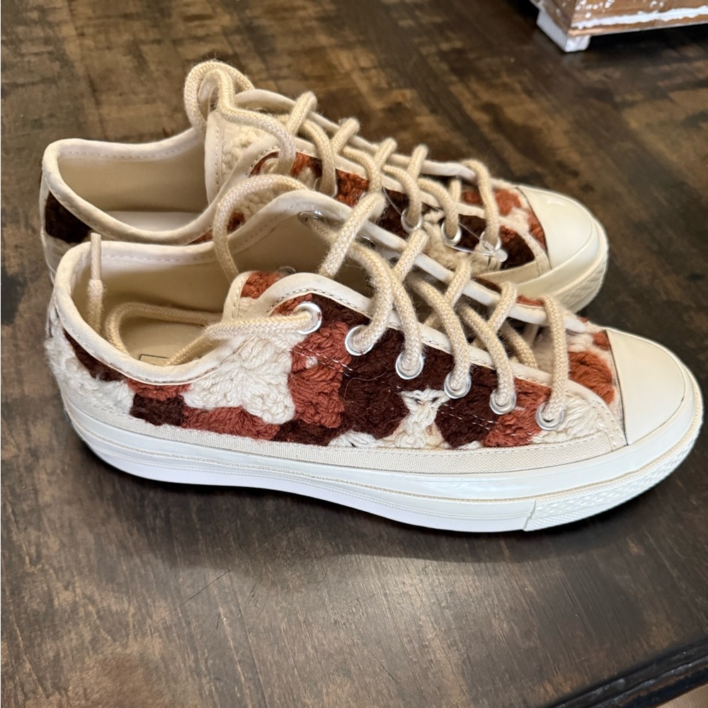 Converse Low Top Sneakers in Cream, Brown, Rust Crochet Pattern